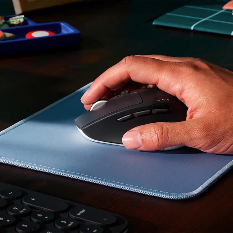 Logitech M720 Triathlon Multi-Computer Wireless Mouse - 6